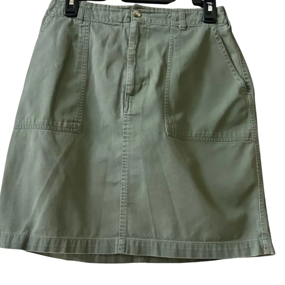 Columbia Olive Green Sporty Gorpcore Outdoor Skirt Front Button & Zip Size Small